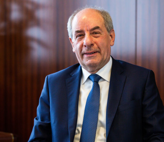 Többség szerint Sulyok megosztó személyiség