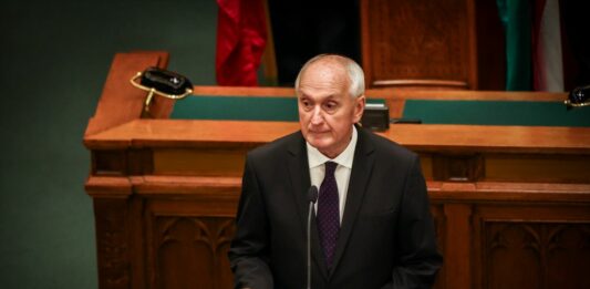 Köztársasági Elnökség: Sulyok ment, Baka jött – mi az emberek véleménye?
